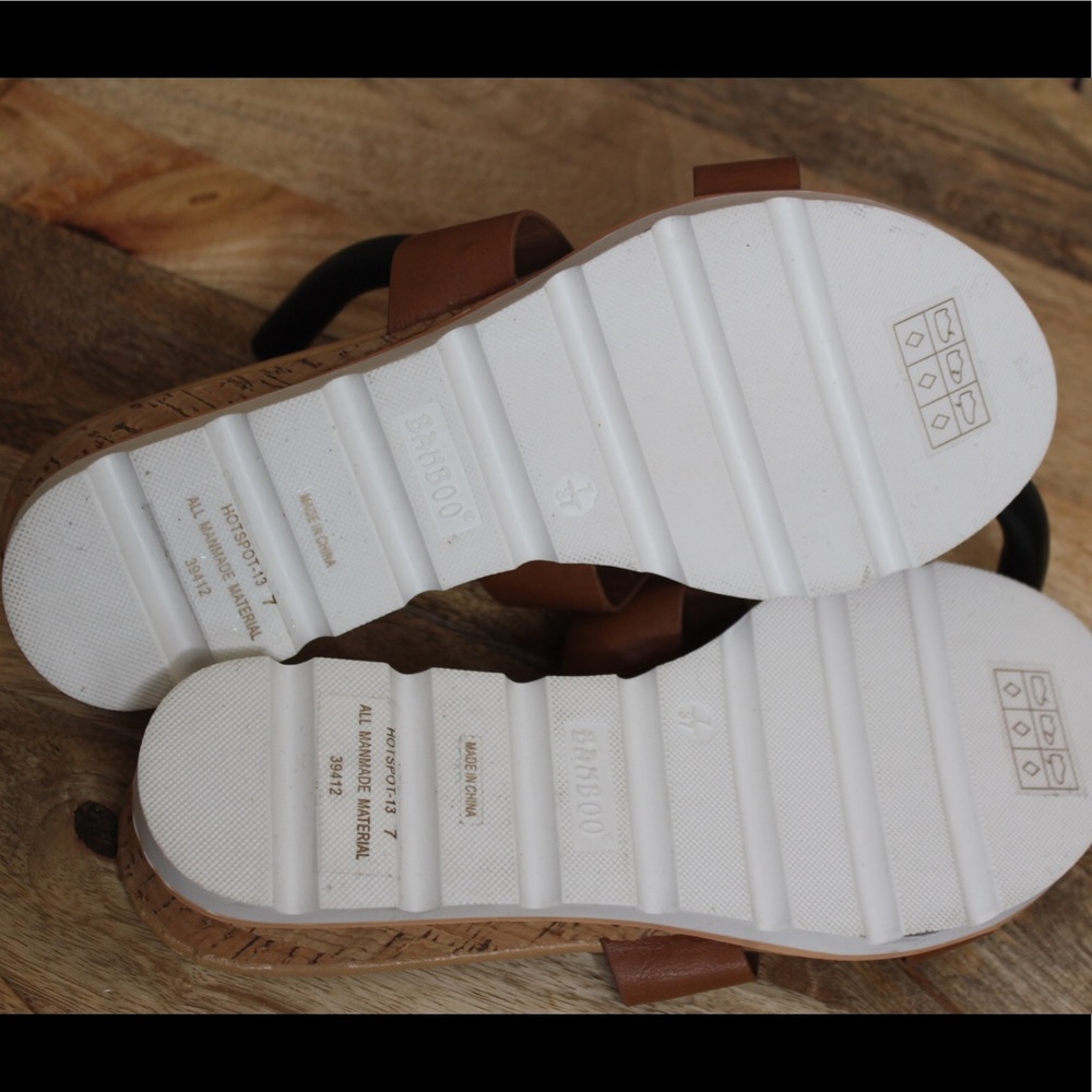 Bamboo | Tan H-Band Hotspot Wedge Sandal - Picture 4 of 7